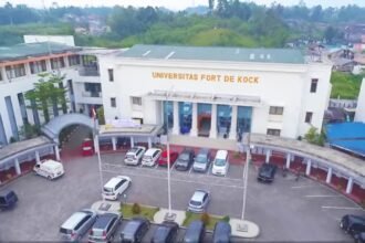 Universitas Fort De Kock